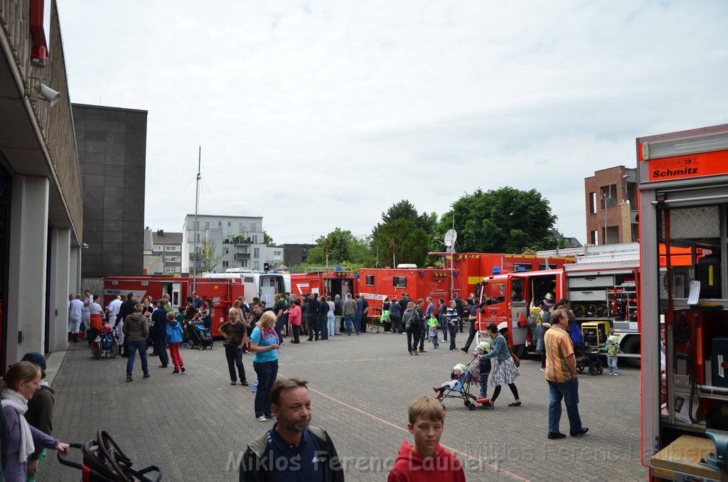 Tag der Offenen Tuer BF Koeln Weidenpesch Scheibenstr P691.JPG